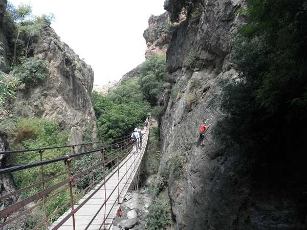 Ruta de los Cahorros de Monachil