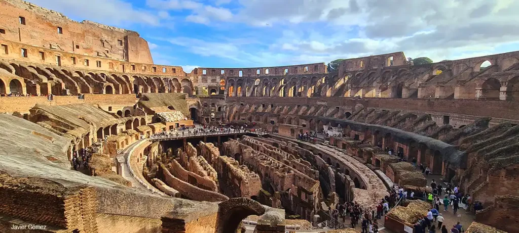 Arena del Anfiteatro Flavio, Coliseo romano