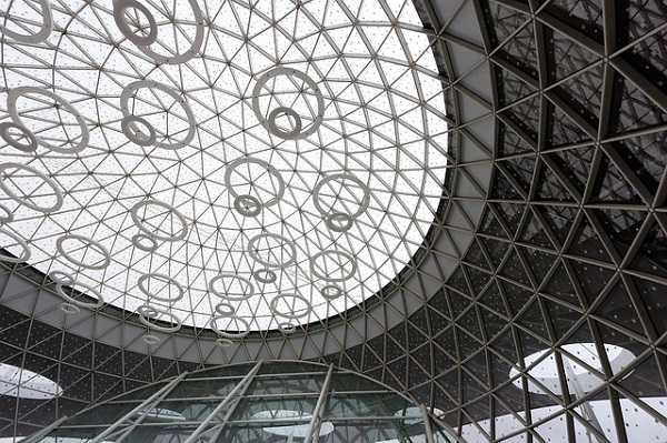 Cúpula del aeropuerto de Marrakech