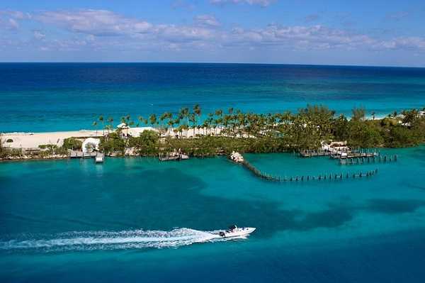 Puerto de Nassau, en Bahamas