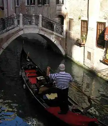 Paseo en góndola por Venecia