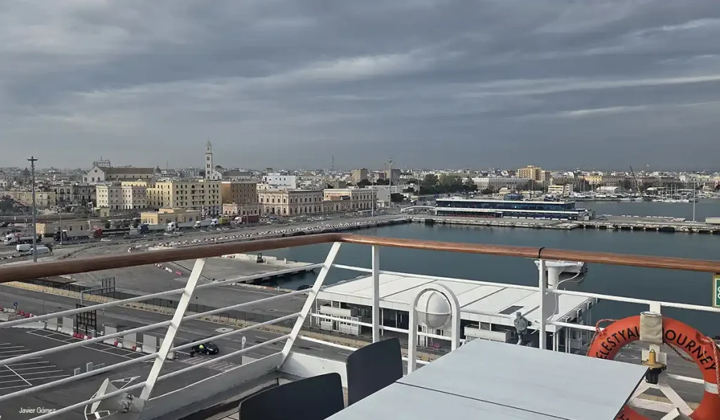 Puerto de Bari en Italia