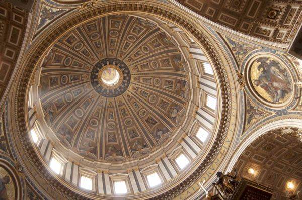 Cúpula de San Pedro del Vaticano