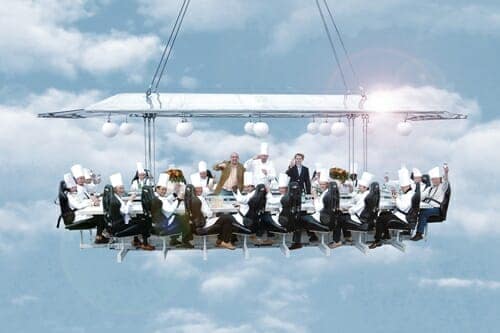 Una cena a 50 metros de altura 1 Cena en el aire