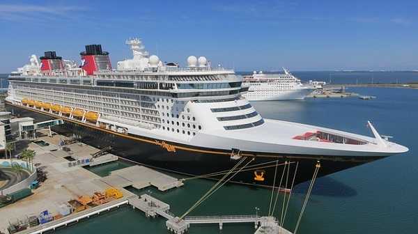 Cruceros Disney, historia e información de la compañía 2 Disney Cruise Line