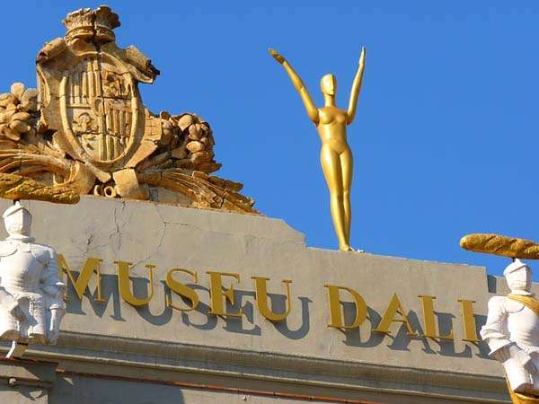 Figueres - Museo Dali 01