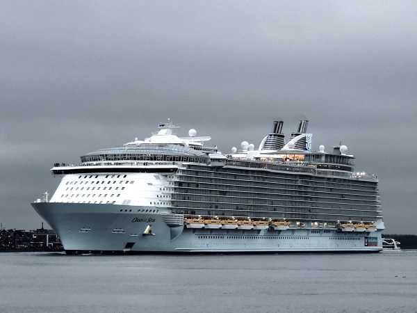 Oasis of the Seas, lujo en alta mar