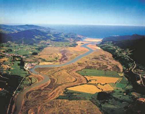 Gernika, tradición, Historia y Naturaleza 2 Urdaibai