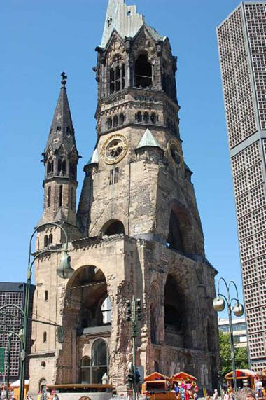 iglesia memorial wilhem en Berlin
