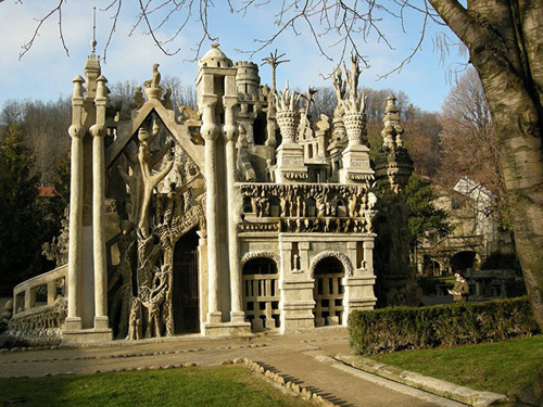 palacio-ideal-de-ferdinand-cheval